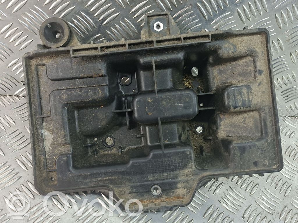 Hyundai Tucson TL Battery tray 