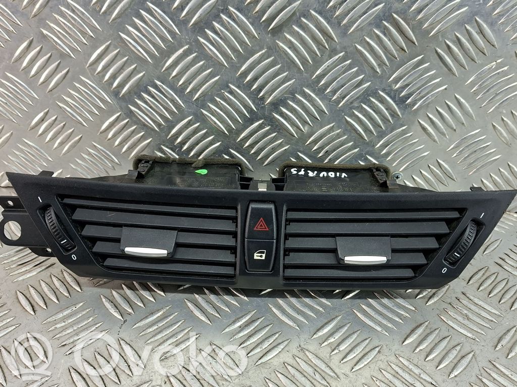 BMW X1 E84 Dash center air vent grill 