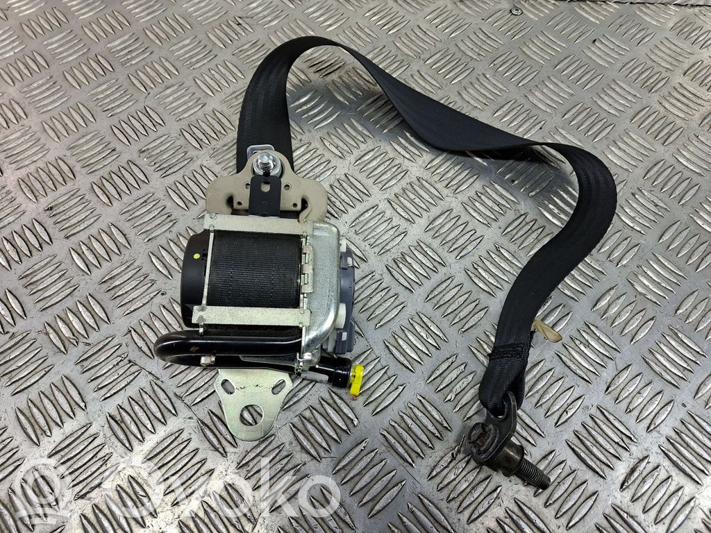 Nissan Juke I F15 Cinturón delantero 