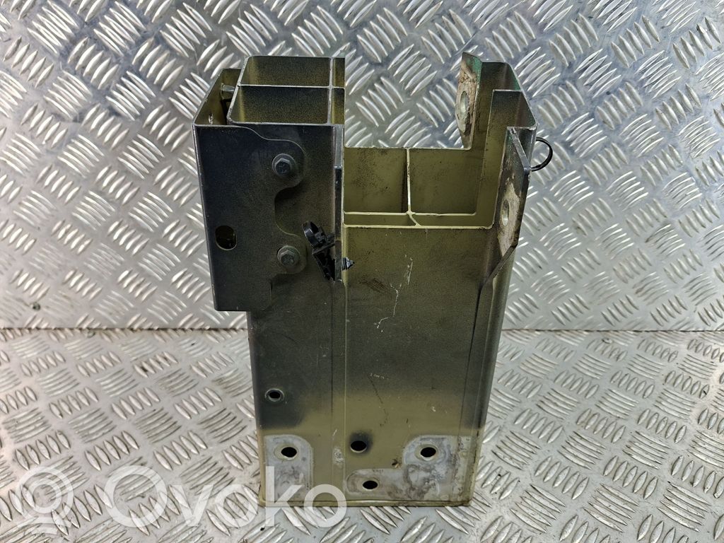 Volvo XC90 Front bumper shock/impact absorber 