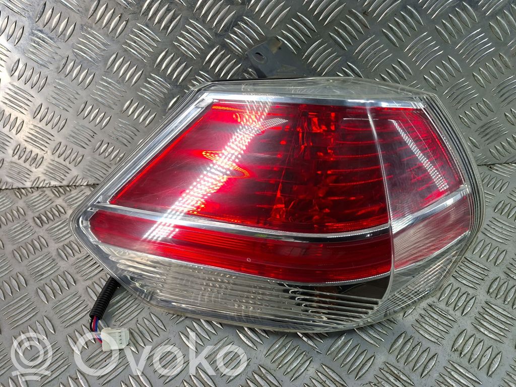 Nissan X-Trail T32 Lampă spate în caroserie 