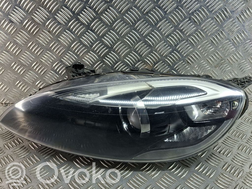Volvo V40 Phare frontale 