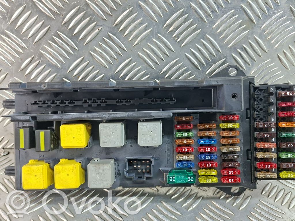 Mercedes-Benz Sprinter W906 Módulo de fusible 