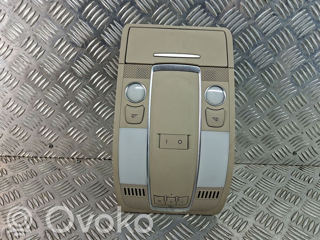 Audi A6 S6 C6 4F Innenraumbeleuchtung vorne 