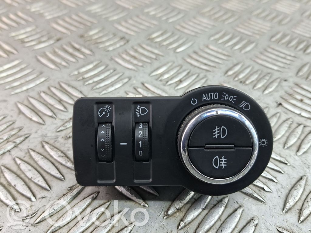 Opel Astra J Interruptor de luz 