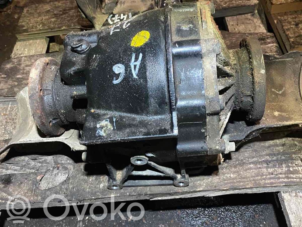 Audi A6 S6 C6 4F Galinis reduktorius 