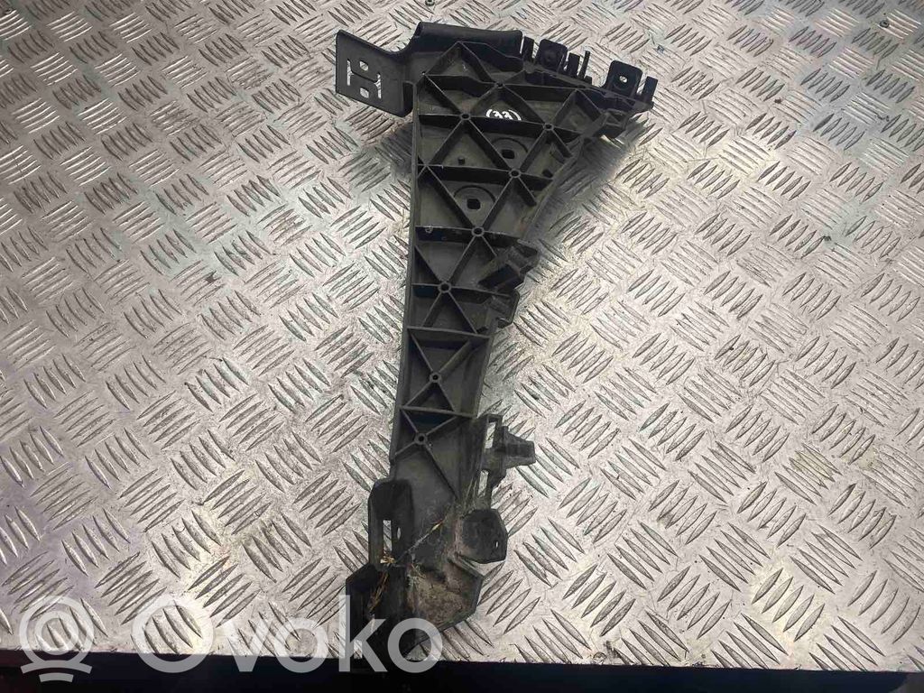 Audi Q7 4L Front bumper mounting bracket 