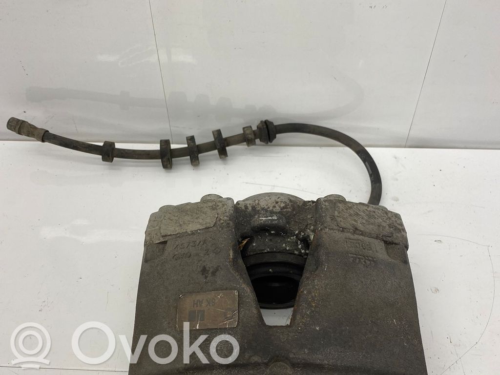 Audi A4 Allroad Zacisk hamulcowy przedni 