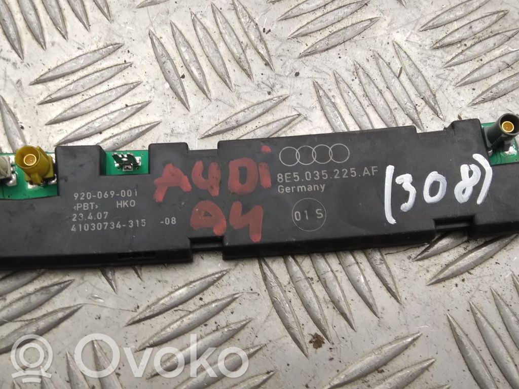 Audi A4 S4 B7 8E 8H Antenos stiprintuvas 