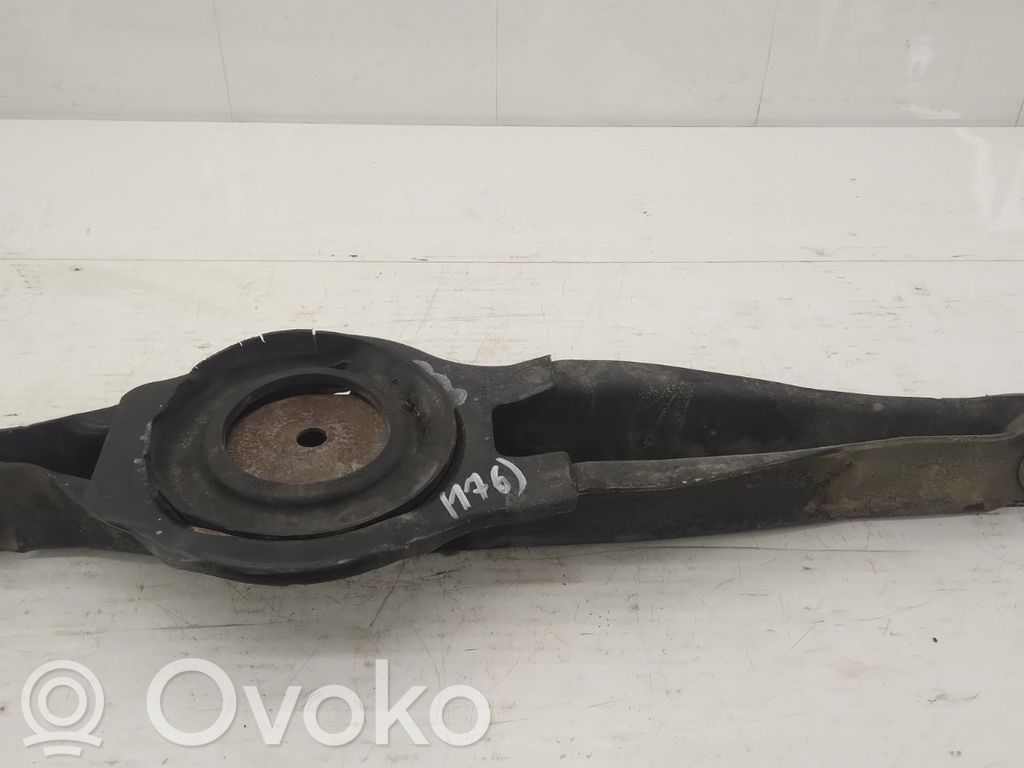 Volvo XC70 Querlenker Achsschenkel hinten 