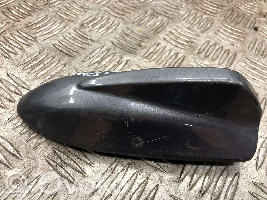 Volvo V70 Stogo (GPS) antenos dangtelis 