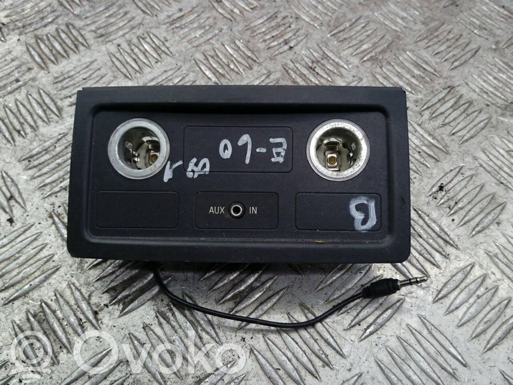 BMW 5 E60 E61 Pridegėjo apdaila (galinio) 