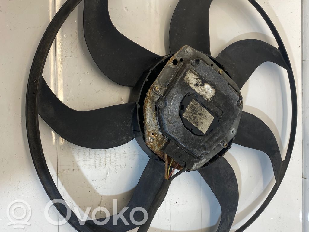 BMW 5 E60 E61 Elektrisks radiatoru ventilators 