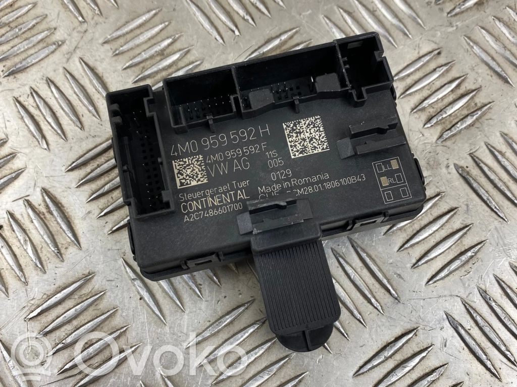 Audi Q7 4M Door control unit/module 