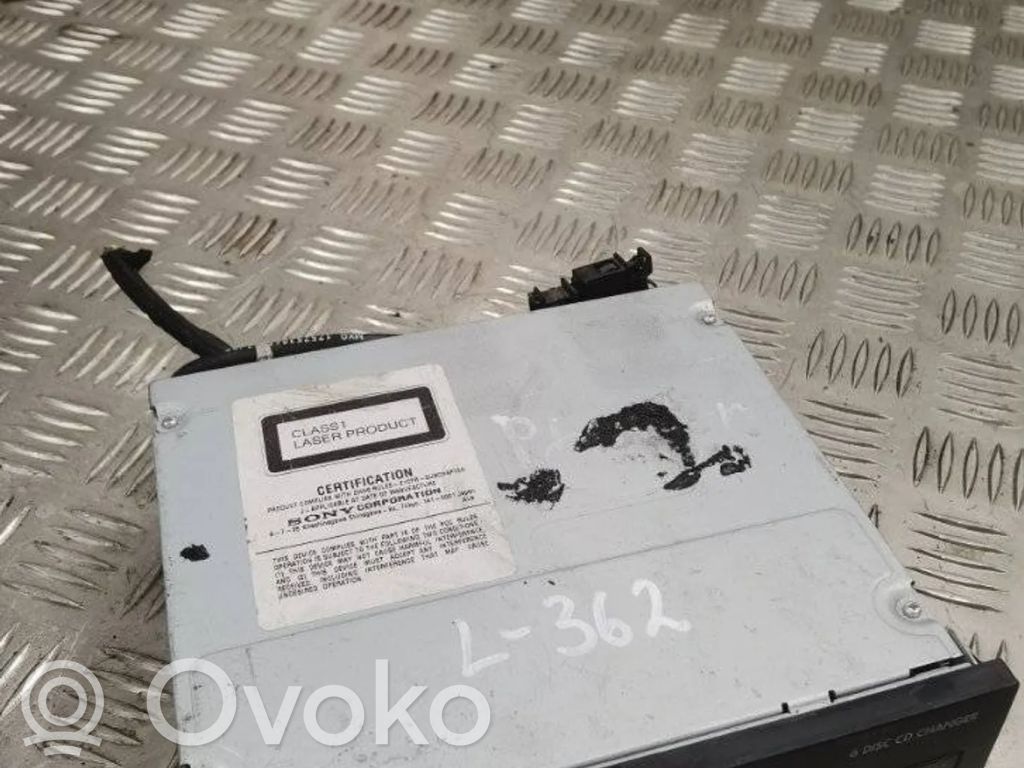 Volkswagen Phaeton CD/DVD changer 