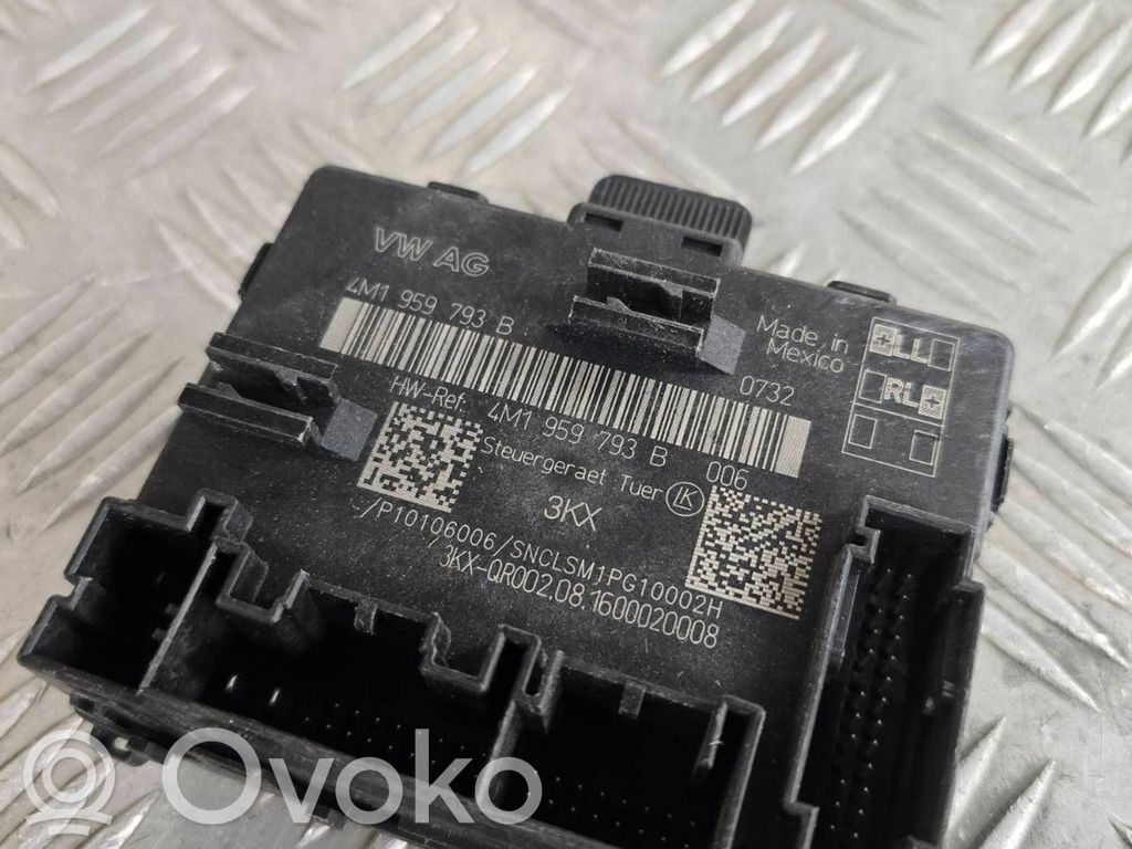 Audi Q7 4M Door control unit/module 