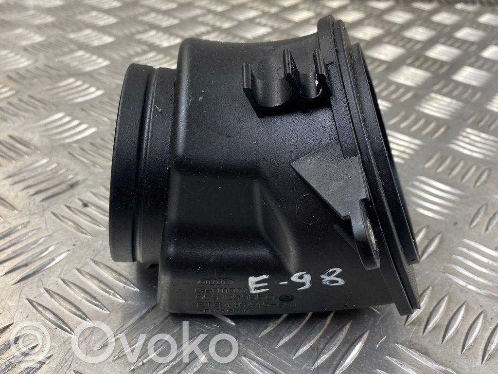 Audi A6 S6 C7 4G Turboahtimen ilmanoton letku 
