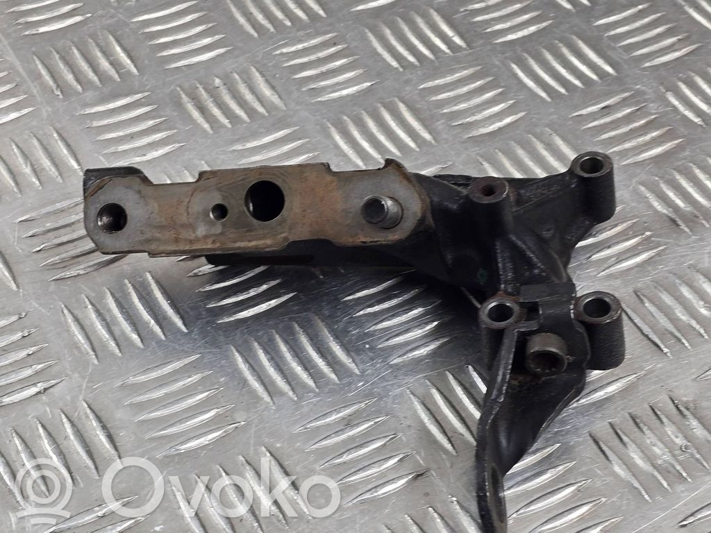 Volkswagen Amarok Other engine bay part 