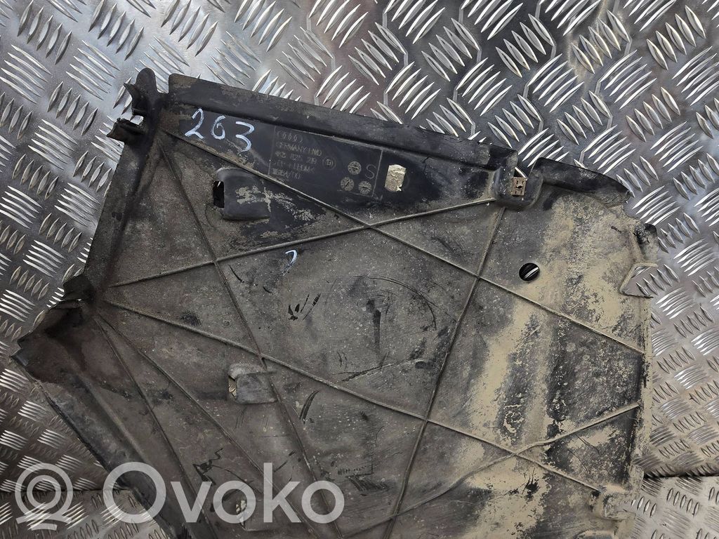 Audi A7 S7 4K8 Osłona tylna podwozia pod zderzak 