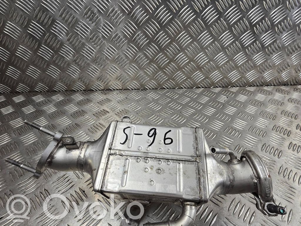 Audi Q5 SQ5 8R Охладитель EGR 