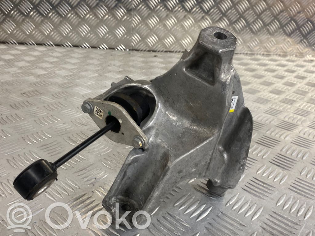 Audi Q5 SQ5 FY Engine mounting bracket 