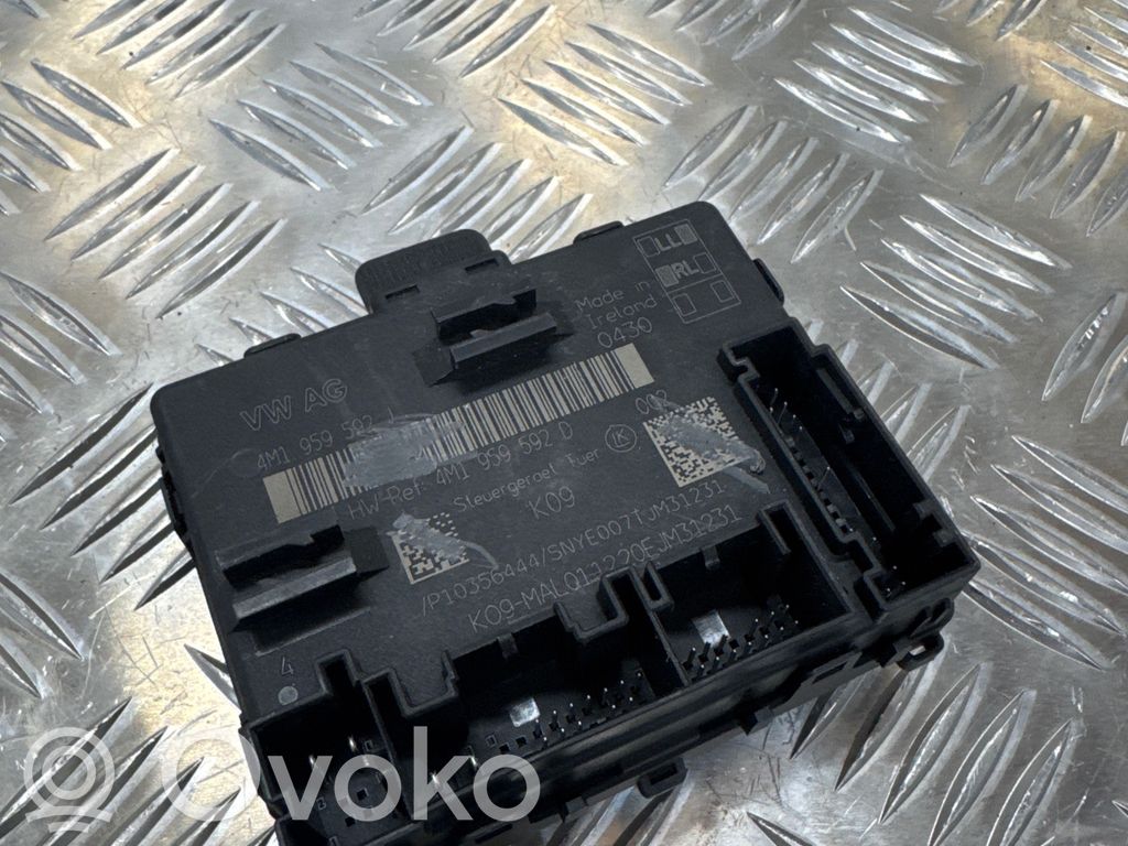 Door control unit/module   4M1959592D