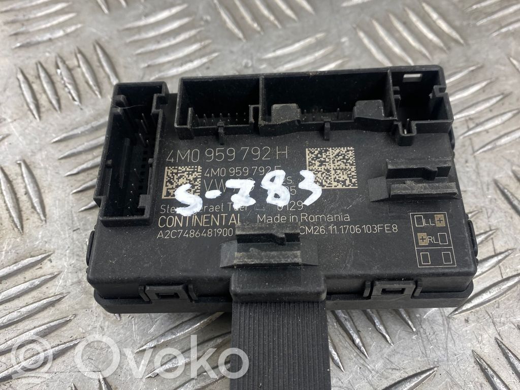Audi Q7 4M Door control unit/module 
