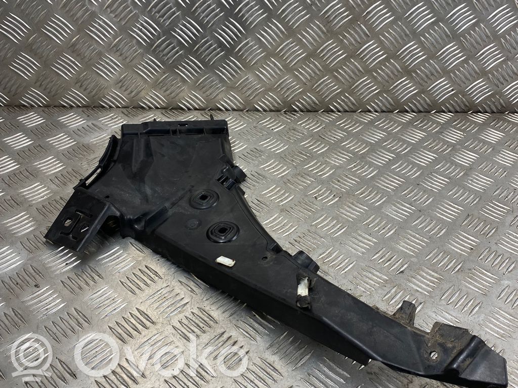 Audi Q7 4L Front bumper mounting bracket 