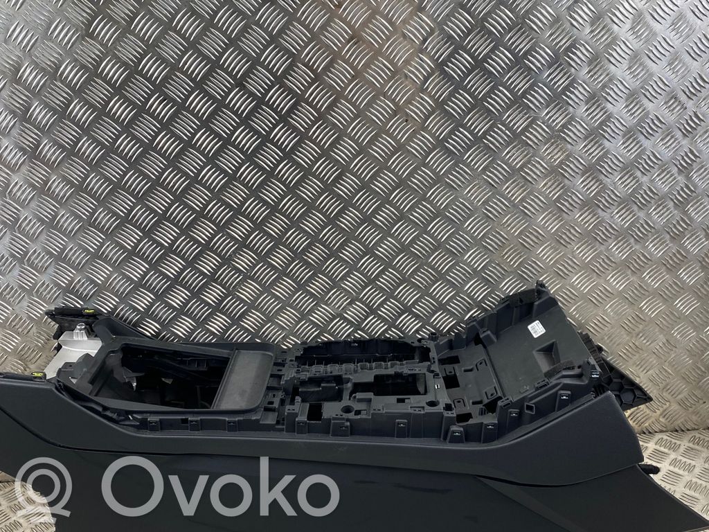 Центральная консоль   4M0863243C,4M8863244H
