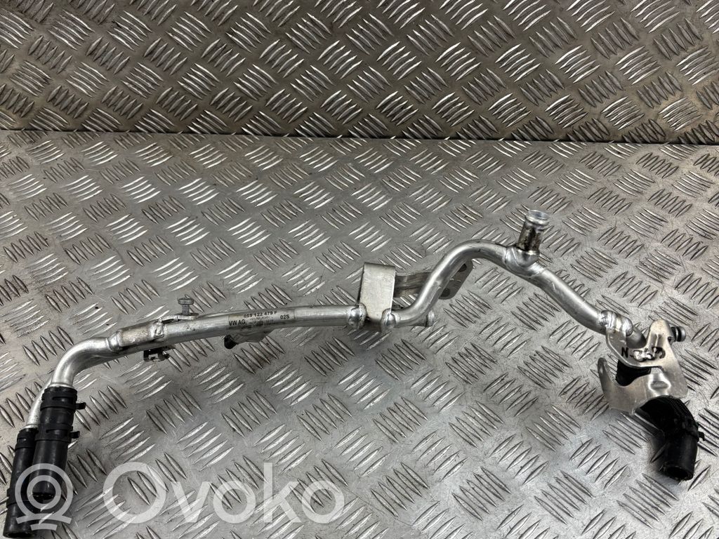 Volkswagen Touareg III Engine coolant pipe/hose 