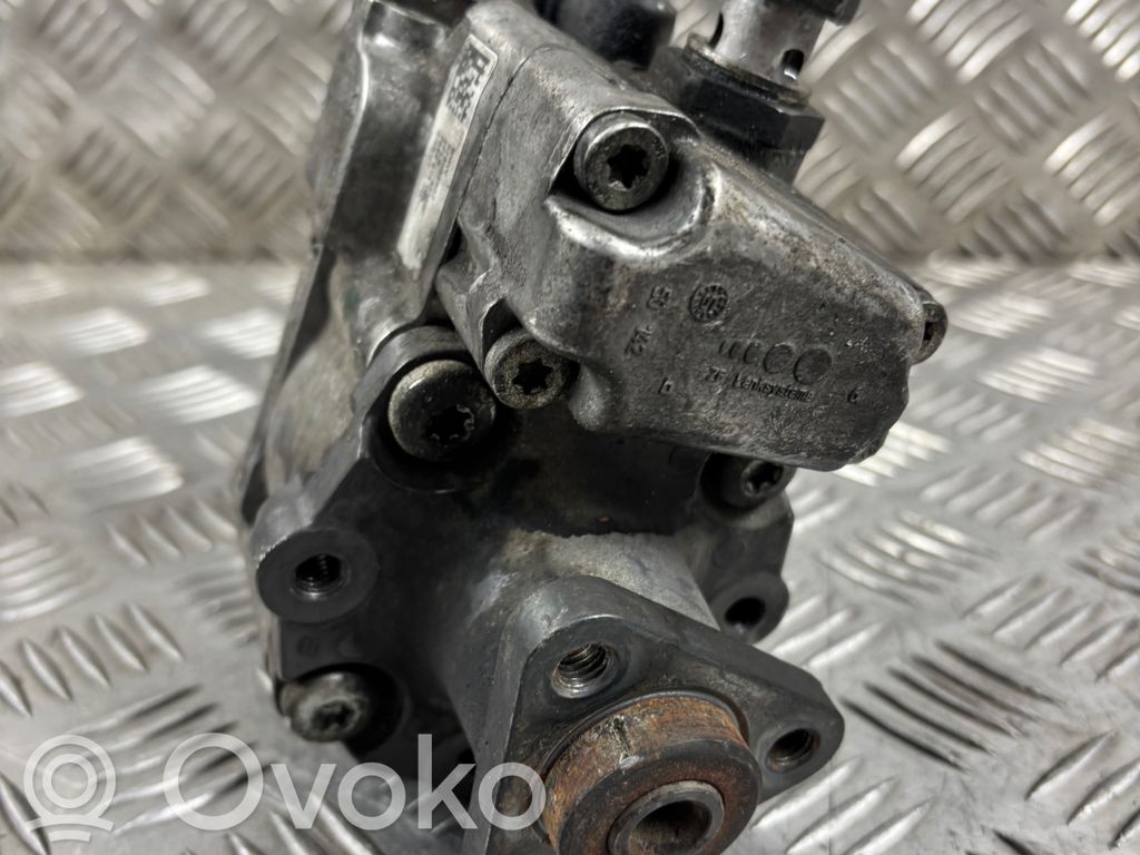 BMW 5 E60 E61 Power steering pump 