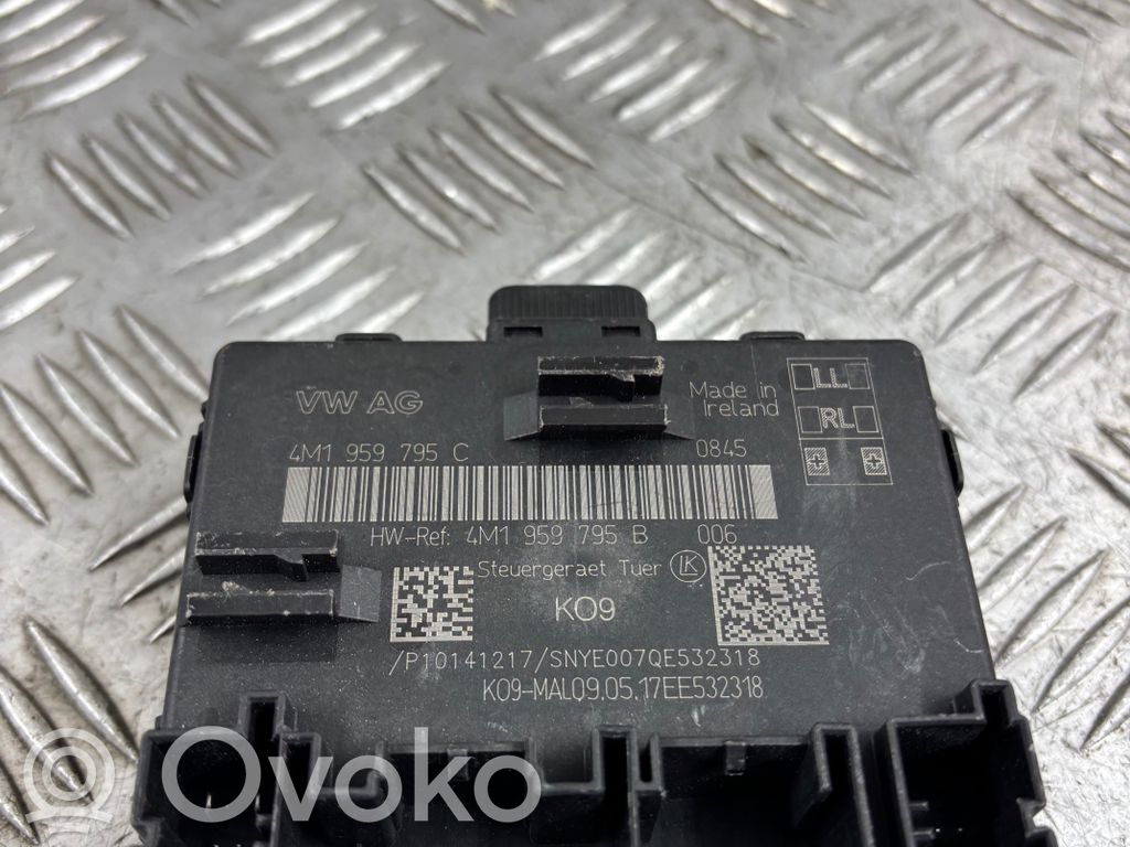 Porsche Cayenne (9Y0 9Y3) Door control unit/module 