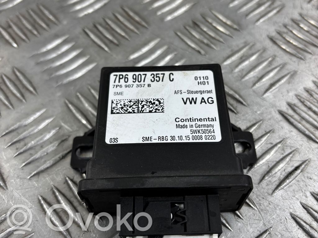 Volkswagen Touareg II Light module LCM 