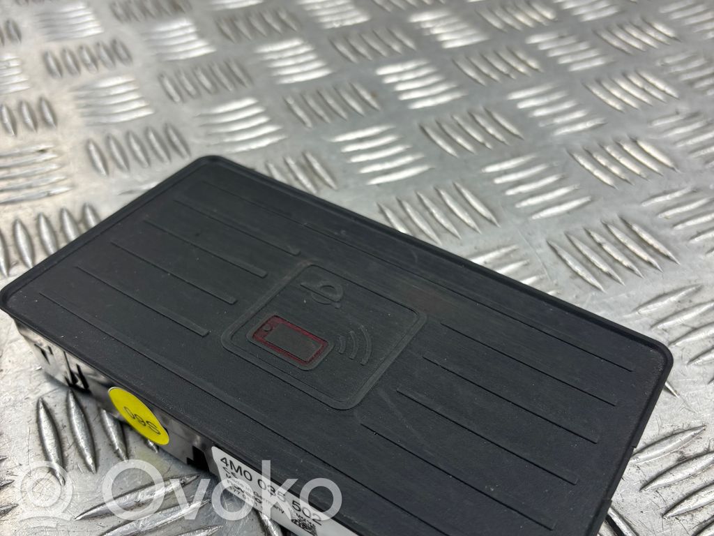 Audi Q7 4M Wireless charging module 