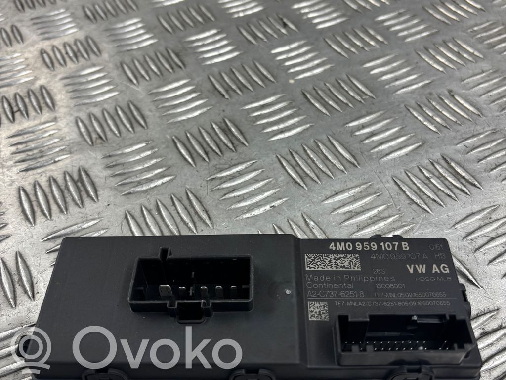 Tailgate/trunk control unit/module   4M0959107B