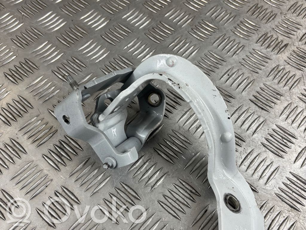 Tailgate/trunk/boot hinge   4M0827299B