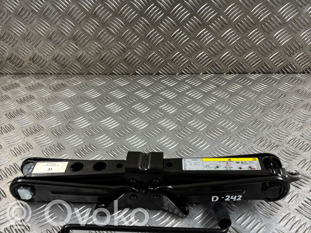 Audi A4 Allroad B9 Lift Jack 