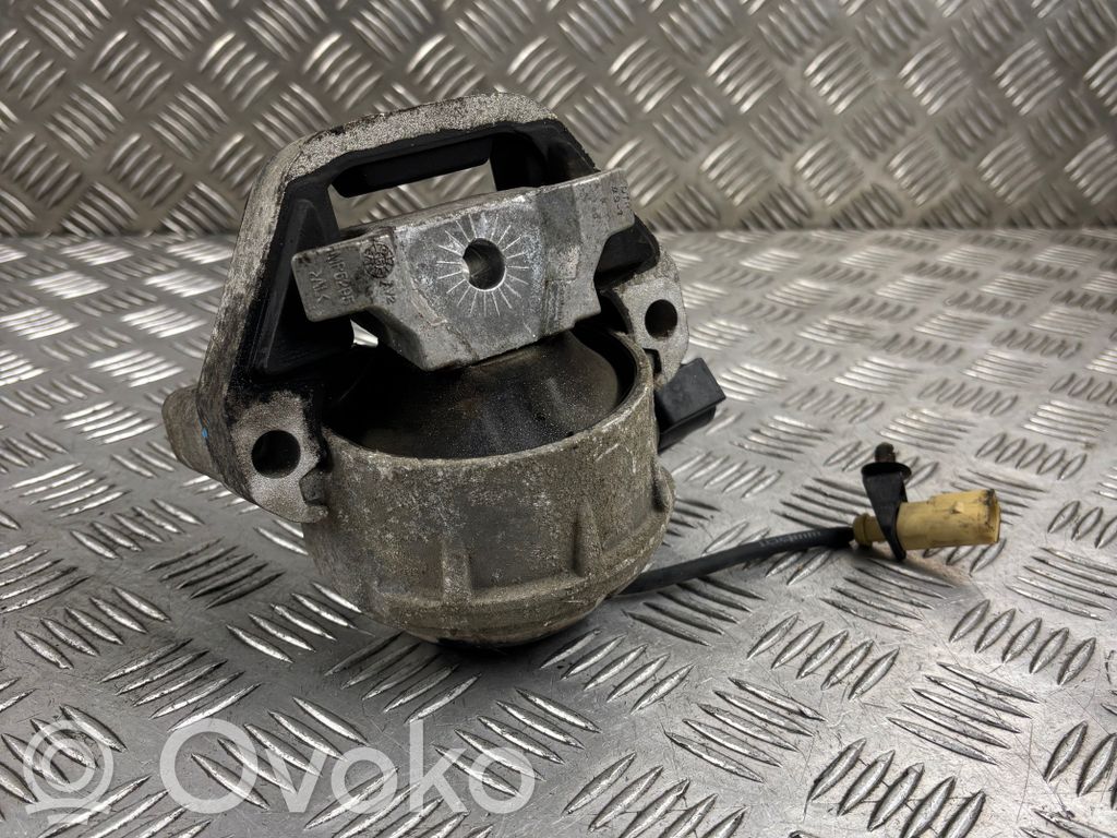 Audi A6 S6 C7 4G Moottorin kiinnikekorvake 