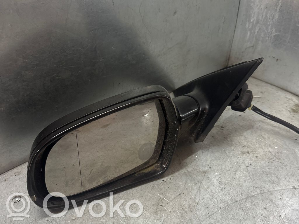 Audi A4 S4 B8 8K Etuoven sähköinen sivupeili 