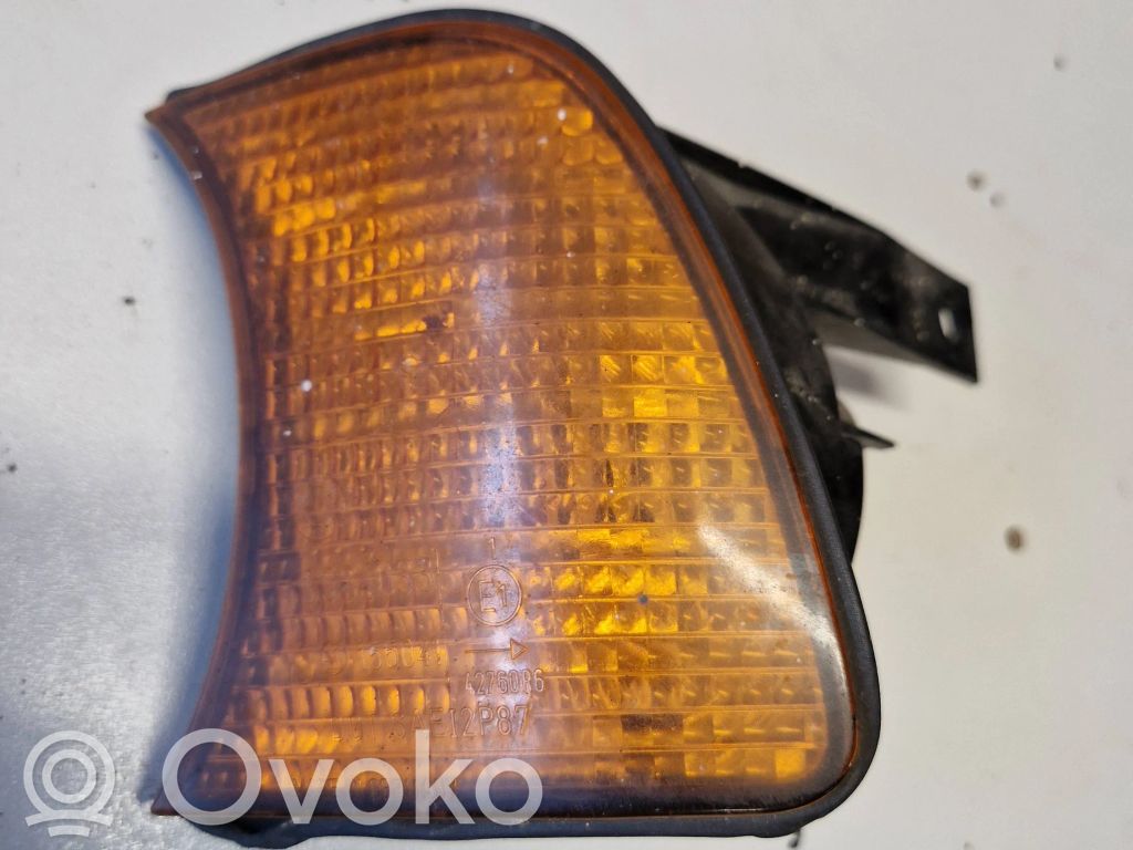 BMW 5 E34 Front indicator light 