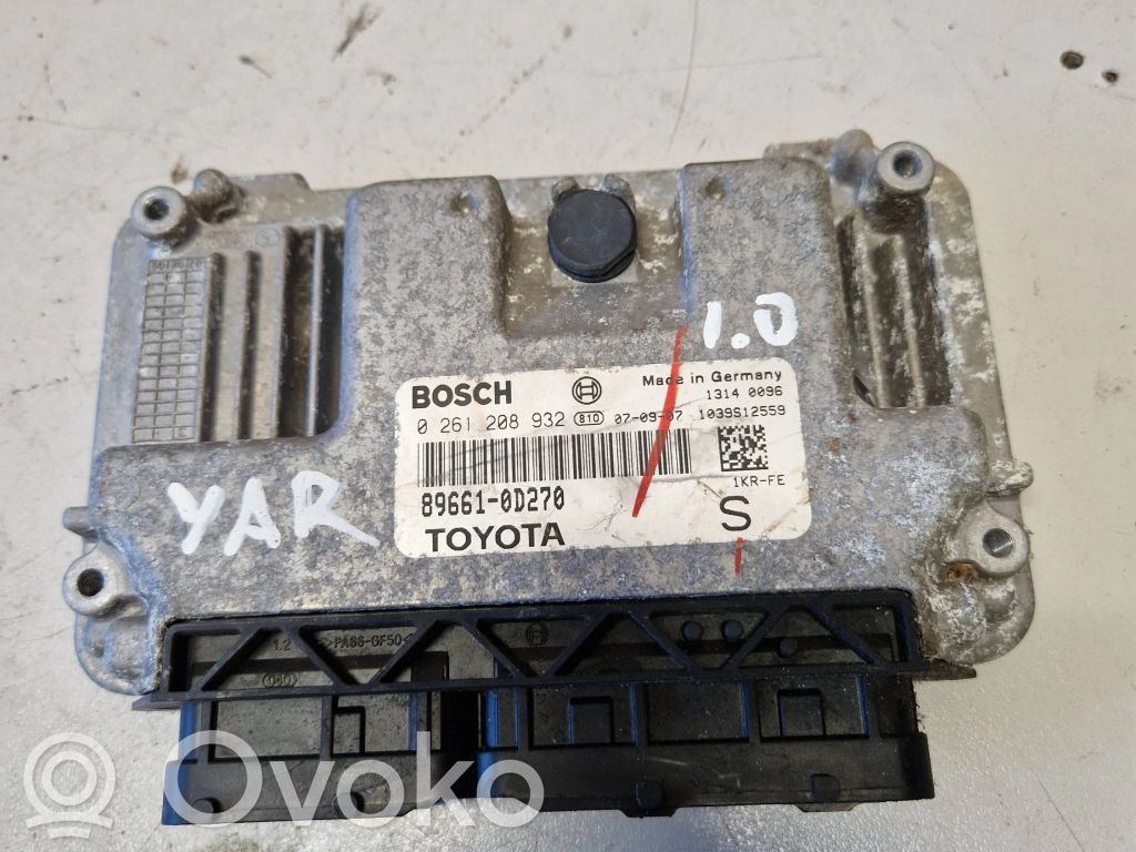 Toyota Yaris Engine control unit/module 