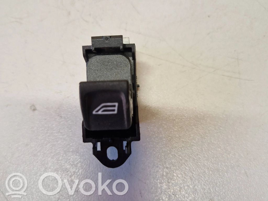Land Rover Freelander 2 - LR2 Electric window control switch 