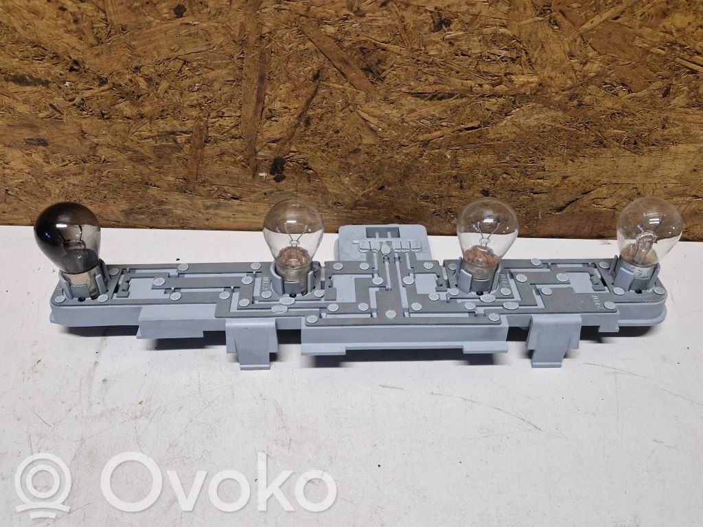 Opel Zafira B Wkład lampy tylnej 