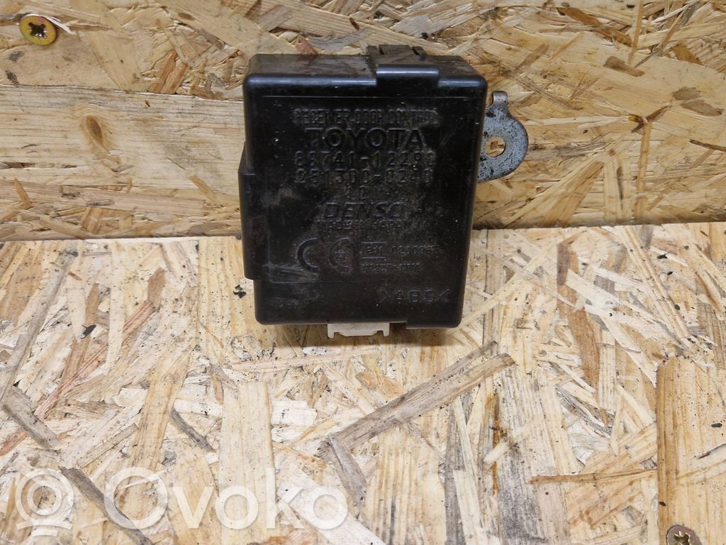 Toyota Corolla E120 E130 Door control unit/module 