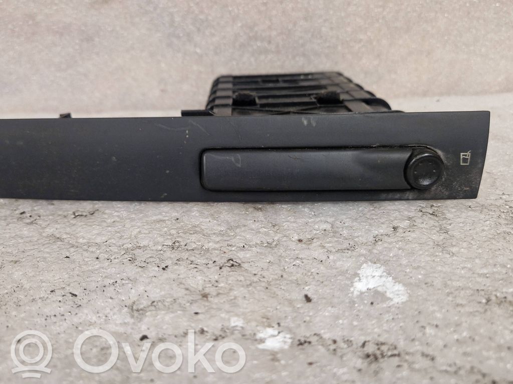 Saab 9-3 Ver2 Cup holder 