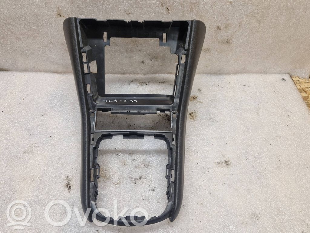 Opel Astra K Center console 