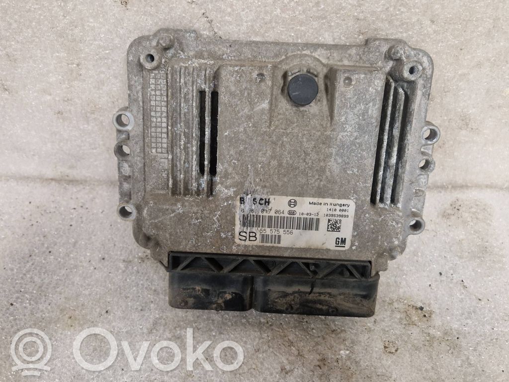 Opel Zafira B Engine control unit/module 
