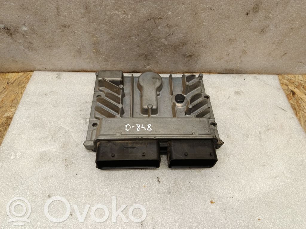 Opel Astra J Engine control unit/module 