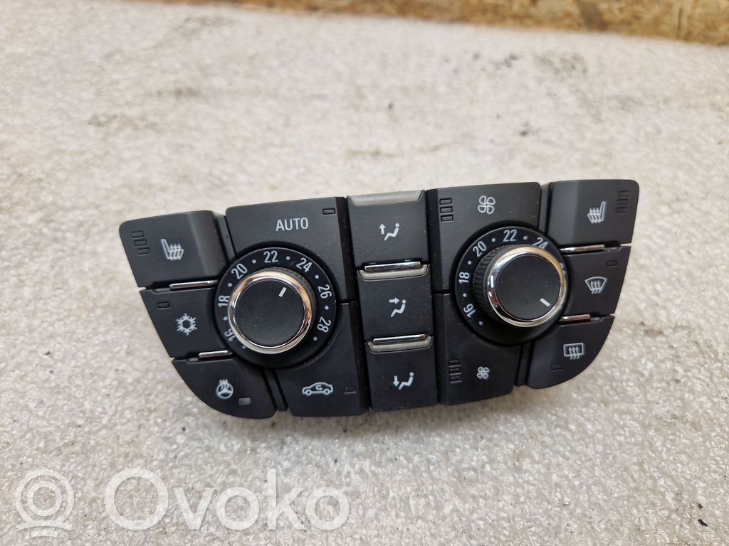 Opel Astra J Climate control unit 