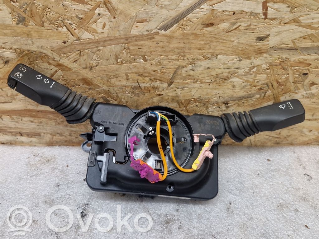 Opel Zafira B Interruptor/palanca de limpiador de luz de giro 